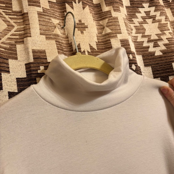 Women’s White BKE Turtleneck / Layering top, Size L / Large. Soft & Stretchy! - Picture 3 of 7